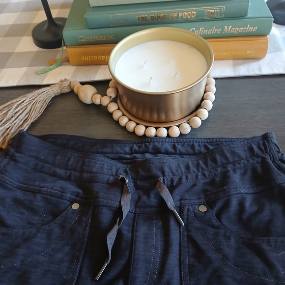 KUHL Womans Wide Leg Cargo Joggers Like New Size 6 Dark Gray - Picture 2 of 7